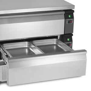 Teigiamas šaldomas stalas GN 2/1 TEFCOLD - 51 L: optimalus saugojimas ir patvirtintas patvarumas