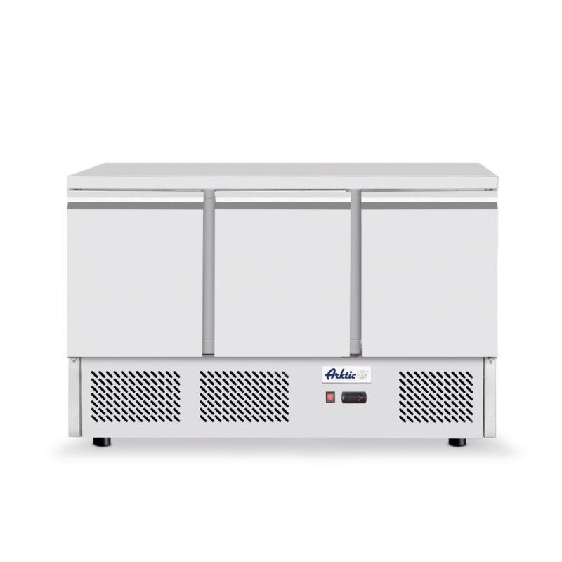 Réfrigerateur comptoir avec trois portes Kitchen Line 380 L - Marque HENDI - Fourniresto Réfrigerateur comptoir avec trois portes Kitchen Line 380 L - Marque HENDI - Fourniresto
