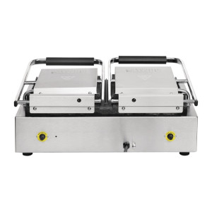 Kontakto grilio dvigubas lizdas / lygus-230V - Bizonas
