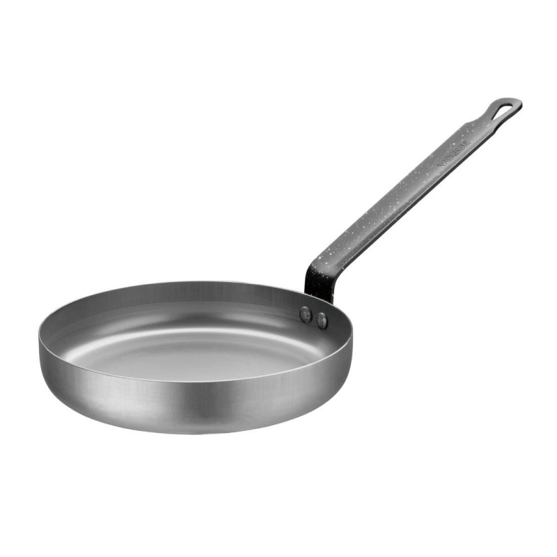 Sauté pan - Ø 200mm - Vogue Sauté pan - Ø 200mm - Vogue