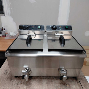 Professional Deep Fryer 2 x 13 L with Drain - Dynasteel: Performance and durability for your kitchen