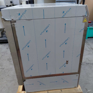 Profesionali indaplovė su skalavimo skysčio ir ploviklio dozatoriumi bei išleidimo pompa - 50 x 50 cm - Dynasteel