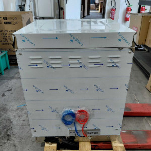 Profesionali indaplovė su skalavimo skysčio ir ploviklio dozatoriumi bei išleidimo pompa - 50 x 50 cm - Dynasteel