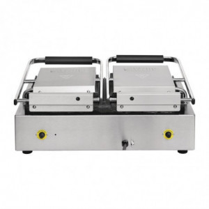 Grilis su dvigubu lygiu paviršiumi kairėje ir grioveliu dešinėje - Buffalo