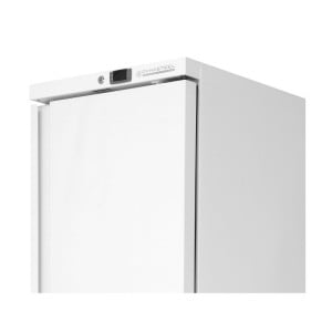 Teigiama šaldymo spinta 380 L 0/+8°C Pilnos durys